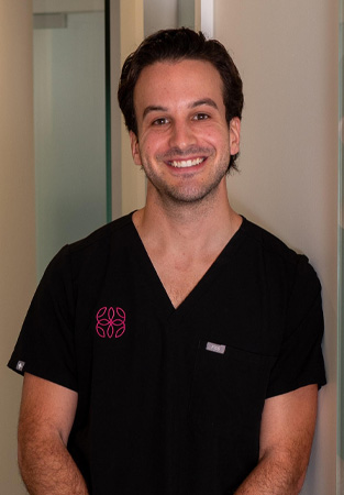 Central Park Dental Aesthetics | Onlay Restorations, Myofunctional Therapy and Cleanings Prevention